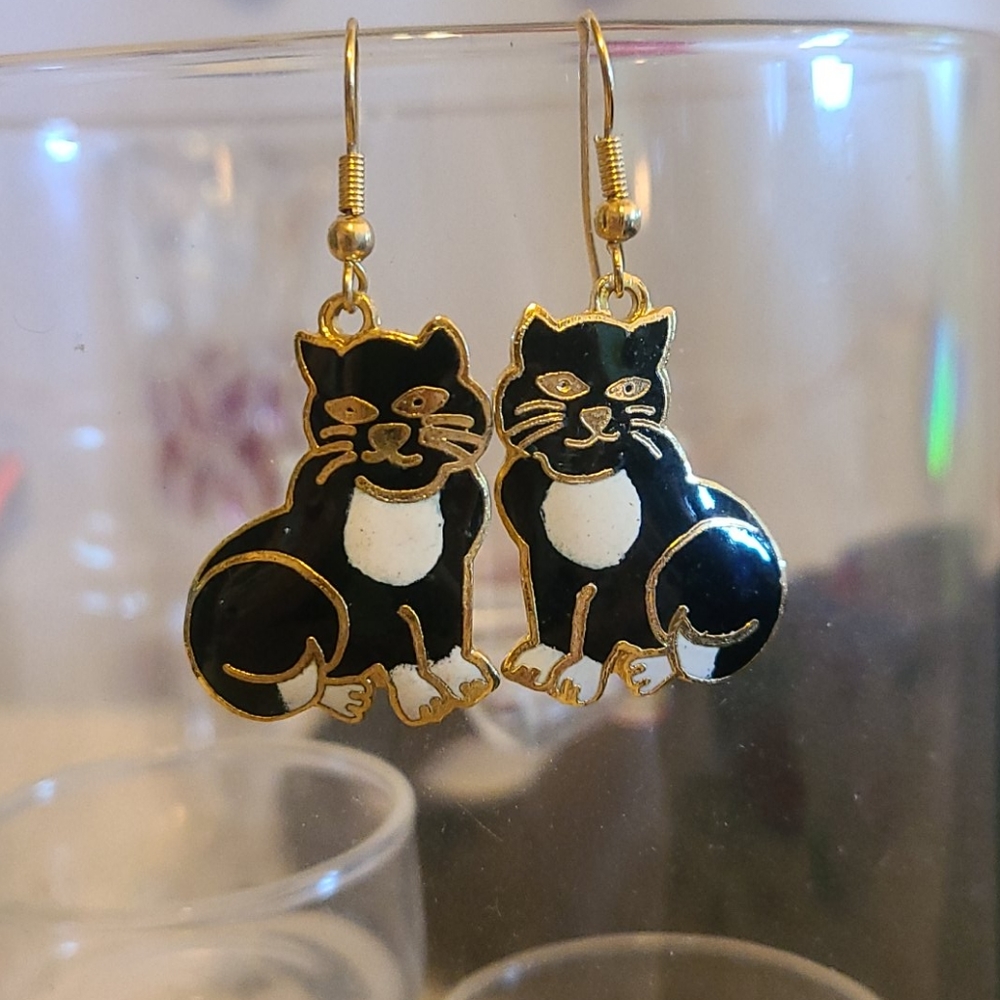 Black cat earrings